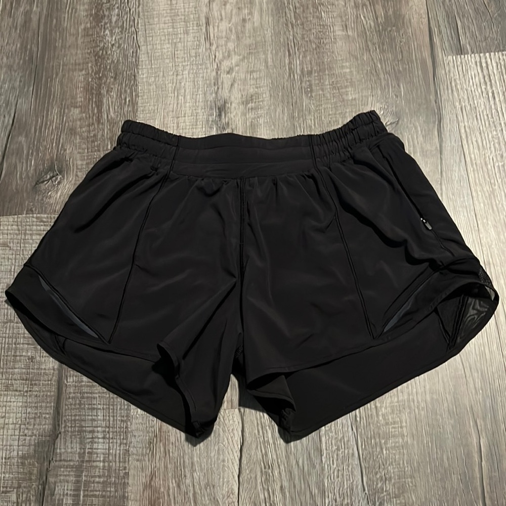 lululemon black shorts